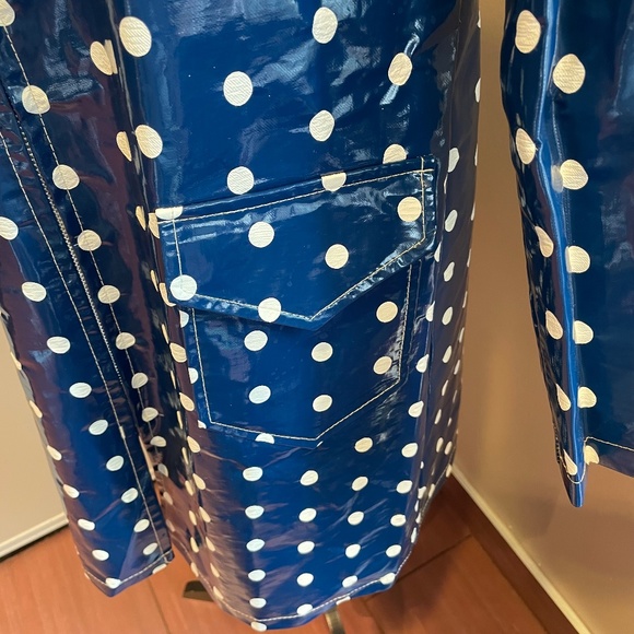 Vintage Rainducker polka dot raincoat - Picture 5 of 12